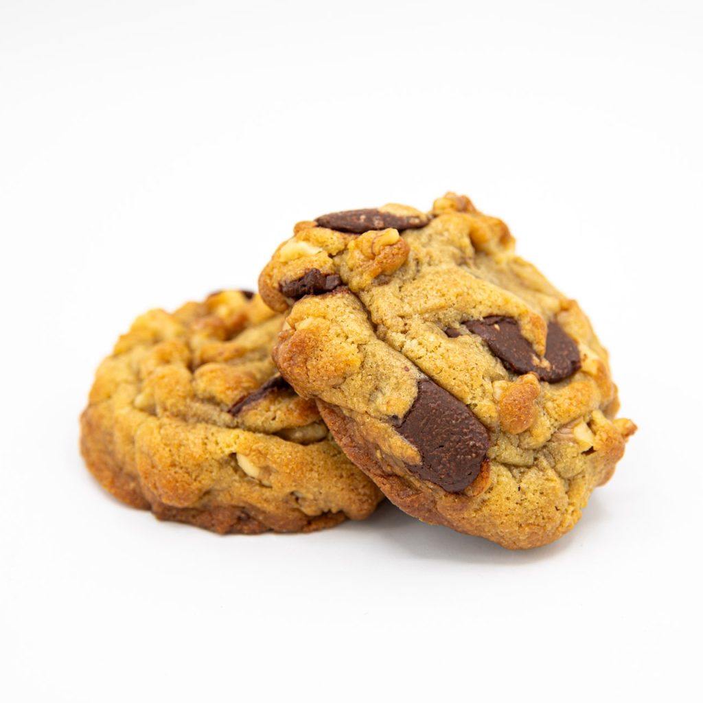 Chocolate Chip Walnut Cookie